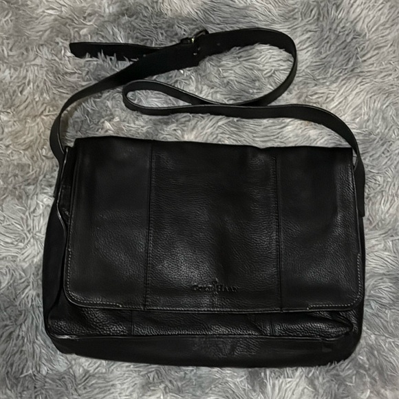 COLE HAAN Pebbled Black Leather Messenger Bag Cole Haan Laptop Bag - Picture 1 of 7